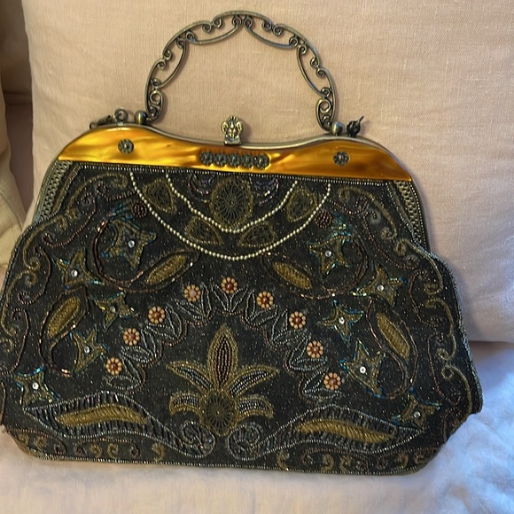 Black and Brown bag with glass iridescent beads. - Picture 3 of 10